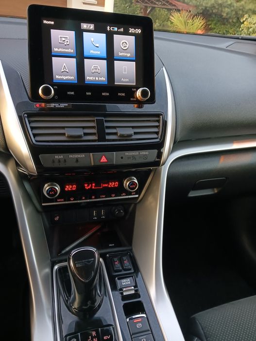 Mitsubishi eclipse cross PHEV 2022