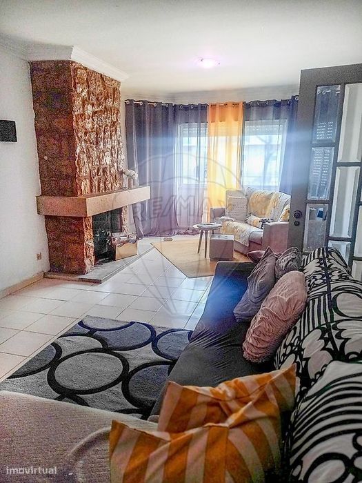 Moradia T6 para venda