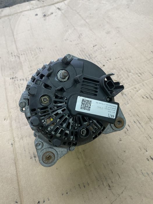 Генератор Рено Мастер трафик лагуна сценик меган еспейс мовано виваро