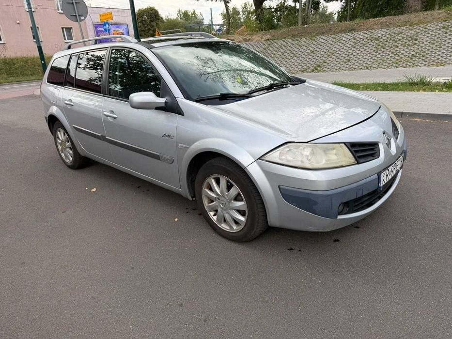 капот Рено Меган сценік 2 3 бампер крило фари стопи скло колеса