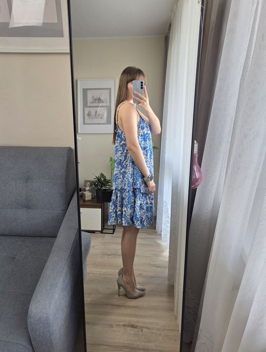 Rozkloszowana sukienka mini Tom&Rose M wiskoza oversize lato