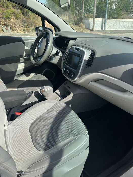 Renault Captur Bege – Muito bom estado — photo 3