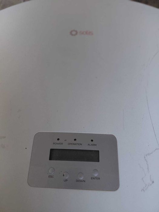 338 painéis solares + 2 inversores usados