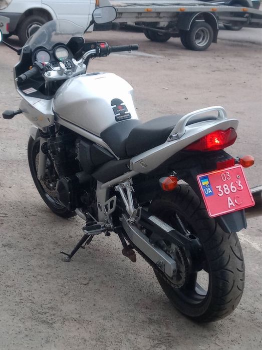 suzuki bandit 650s 2005