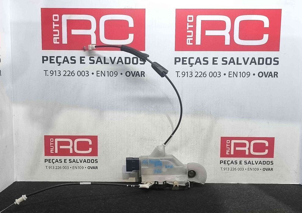 Fechadura / Fecho Porta Esquerdo PEUGEOT 308 I (4A_, 4C_) ano 2016