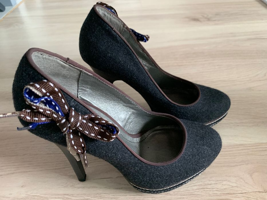Buty na obcasie czółenka szpilki CafeNoir Nowe