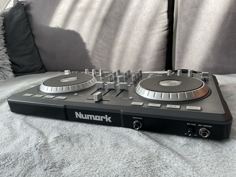 Numark Mixtrack Pro Kontroler Dj Mikser
