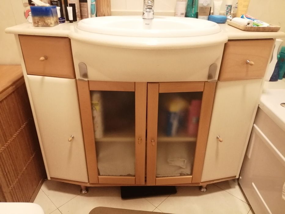 Lavatório de encastrar Roca