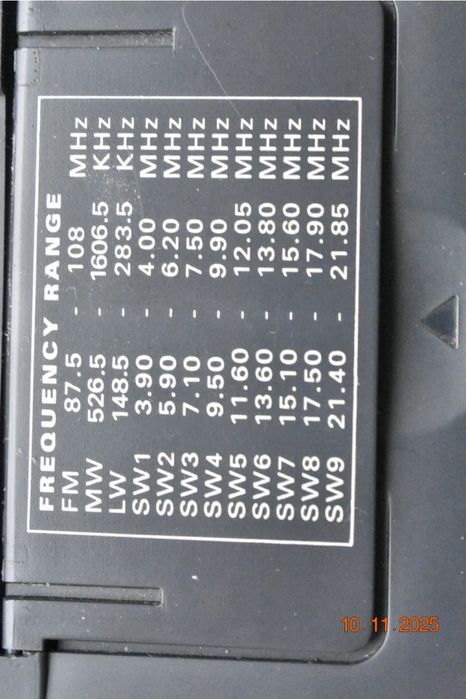 Продам радиоприемник SONY