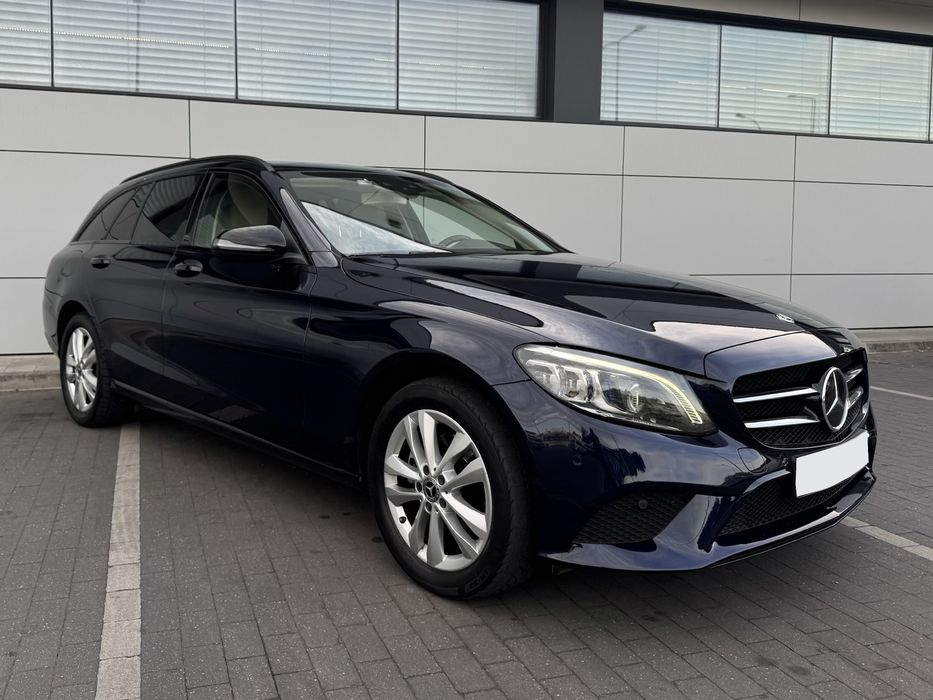 Mercedes-Benz C220d 4MATIC