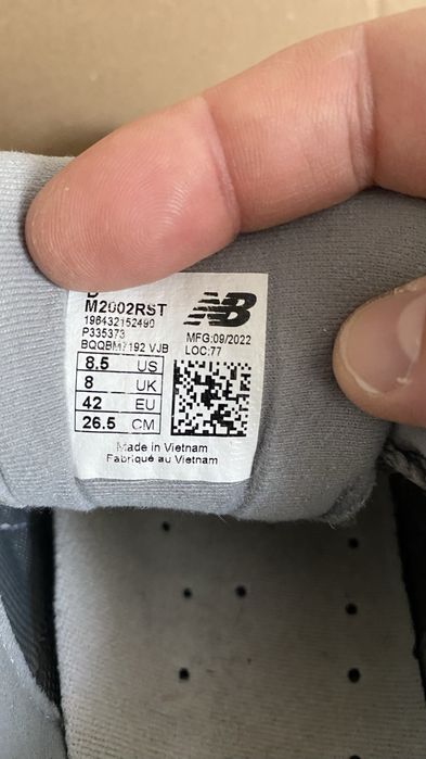 New balance 2002r