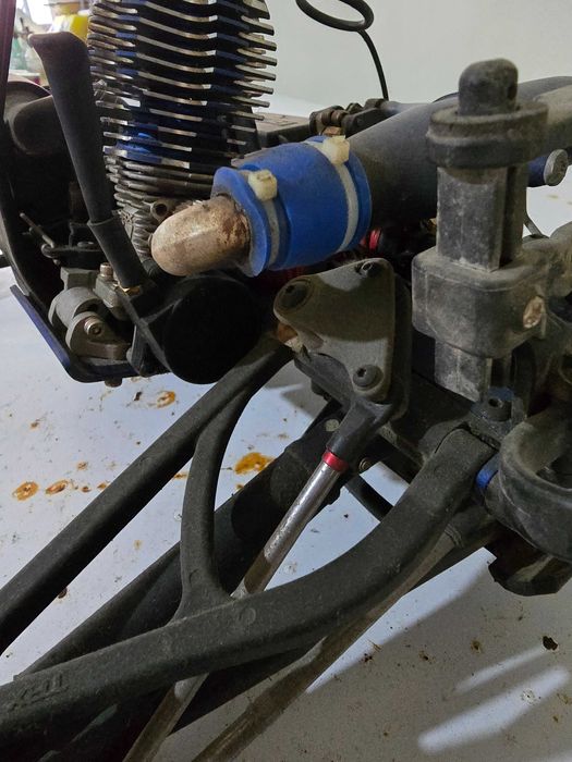 Motor e escape rc nitro 1/10 revo 3.3
