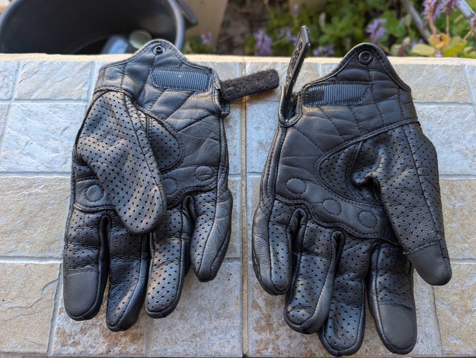 Vendo luvas de moto de verão Alpines Fox semi novas