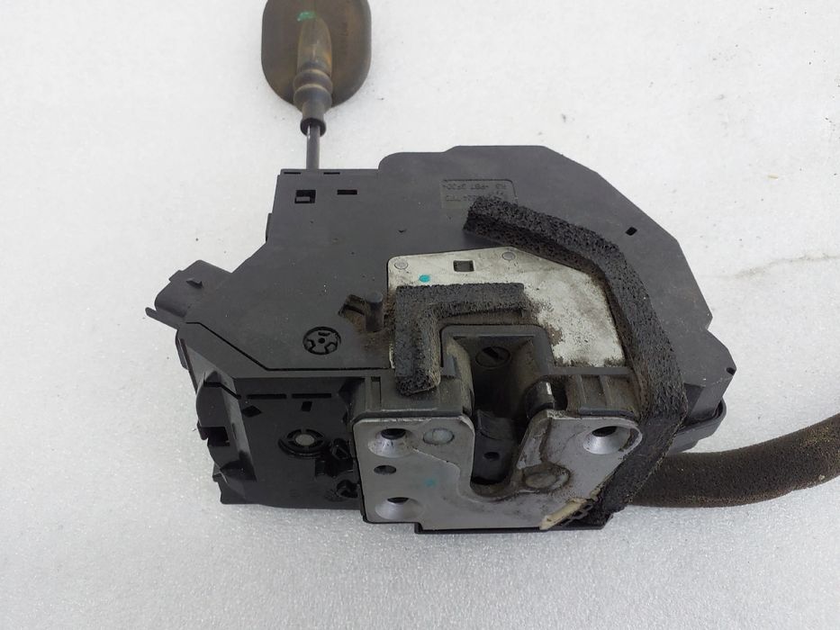 Fechadura / fecho porta trás direito RENAULT Twingo III (BCM_)