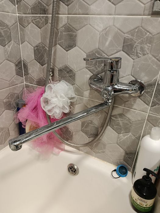 Смеситель для ванны