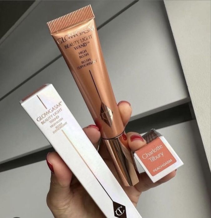Charlotte Tilbury Peachgasm рідкі румʼяна
