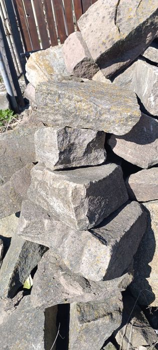 Камінь бутовий для огорож чи фундаменту