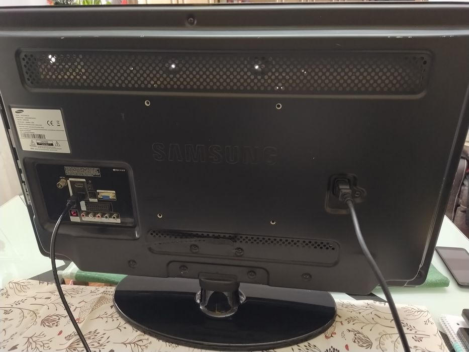Televisão TV Samsung 32 in PEÇAS casa quarto apartamento vivenda.