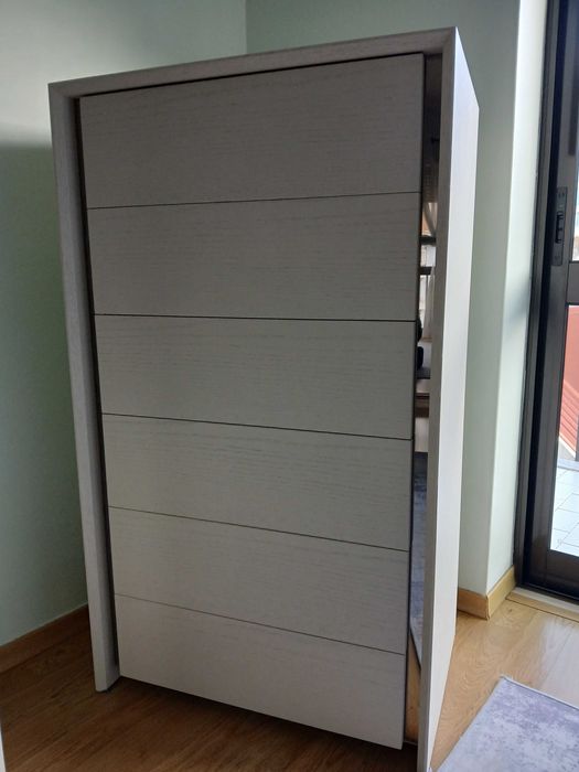 Cama casal com colchão, mesas cabeceira e cómoda - Octosólido