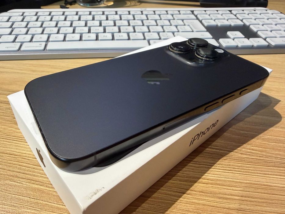 Iphone 16 PRO 512gb - gwarancja do 04/2027