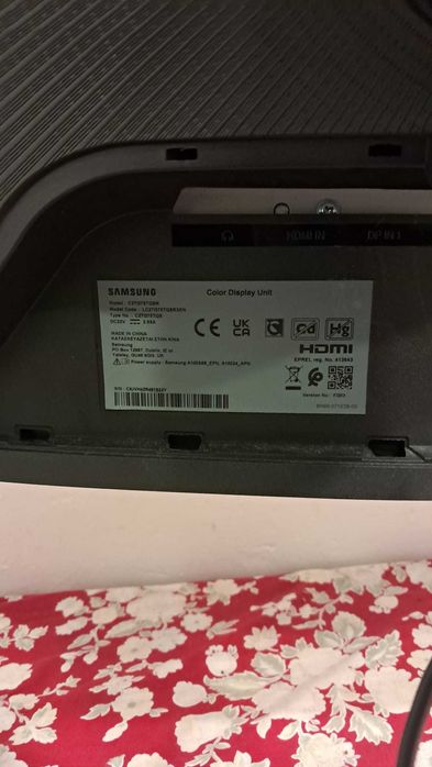 Samsung odyssey g7 1440p 240hz 27"