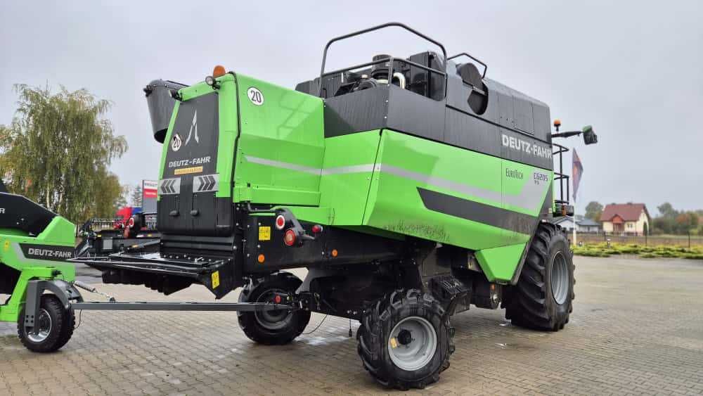 Kombajn zbożowy DEUTZ FAHR C6205 TS