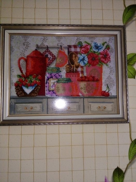 Картина бисером в рамке со стеклом