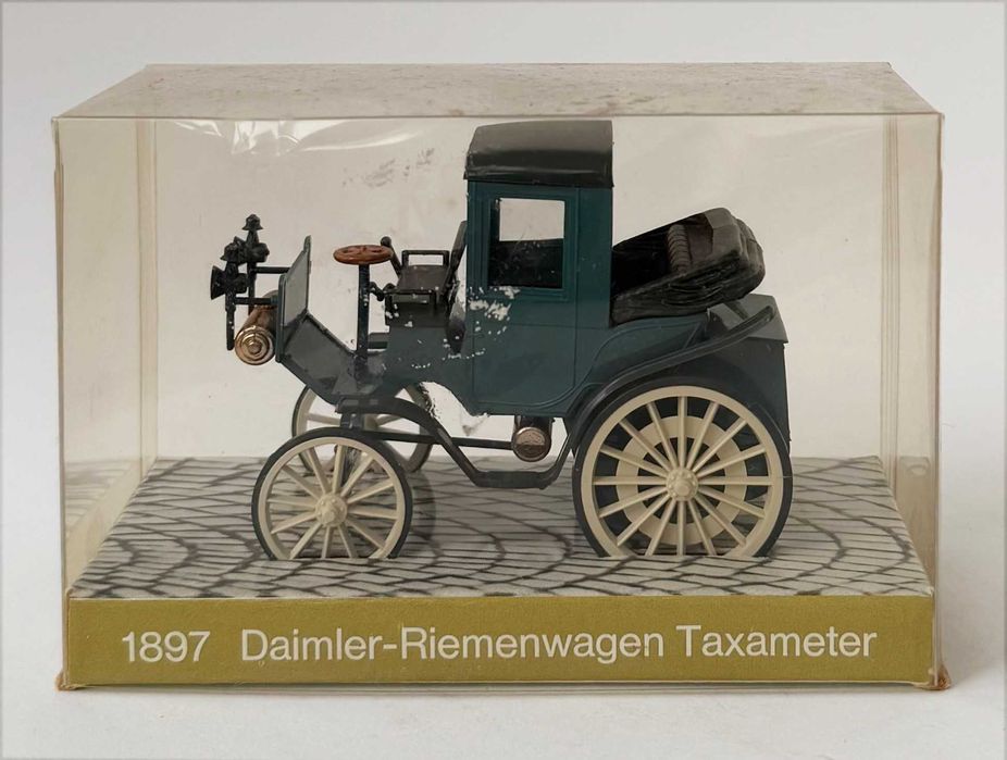 Cursor_1897 Daimler-Riemenwagen Taxameter. Esc 1/43? 2 cilindros, 1,5 litros. Completo e como novo.