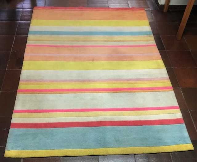 Tapete riscas multicor 155x220