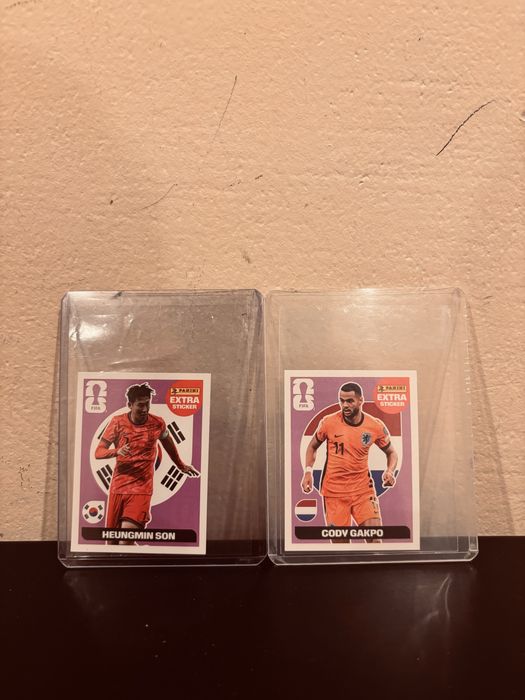 Extra sticker do son base e Gakpo base