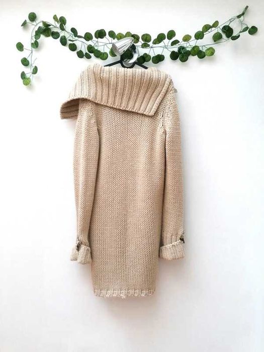 Casaco de Malha Bege