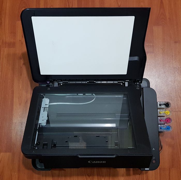 Печатающий принтер Canon PIXMA MP230