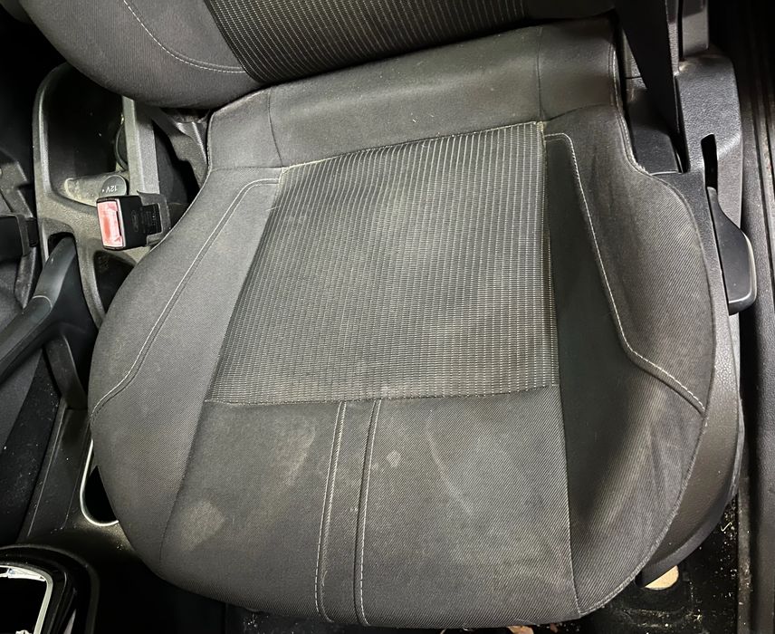 Conjunto de bancos FORD B-Max (JK)