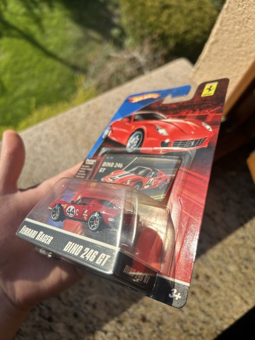 Hot Wheels Ferrari Racer Dino 246 GT