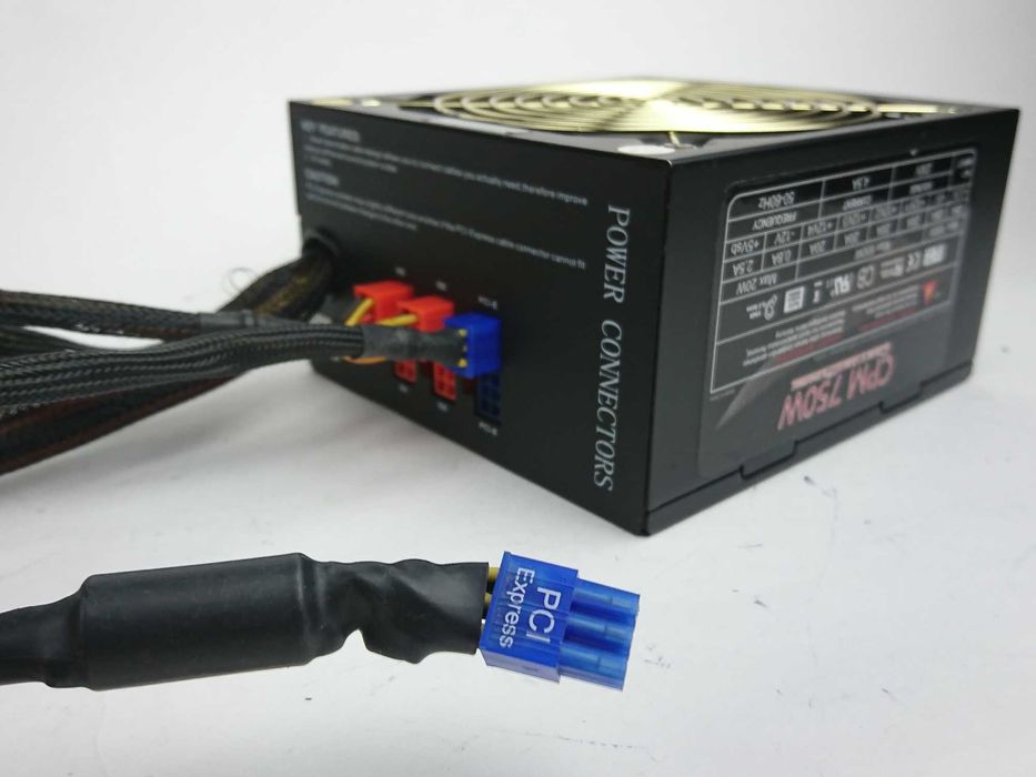 Модульний БЖ Combat Power CPM-750W, PCI-E 6pin, A-PFC, 80PLUS, пломба.