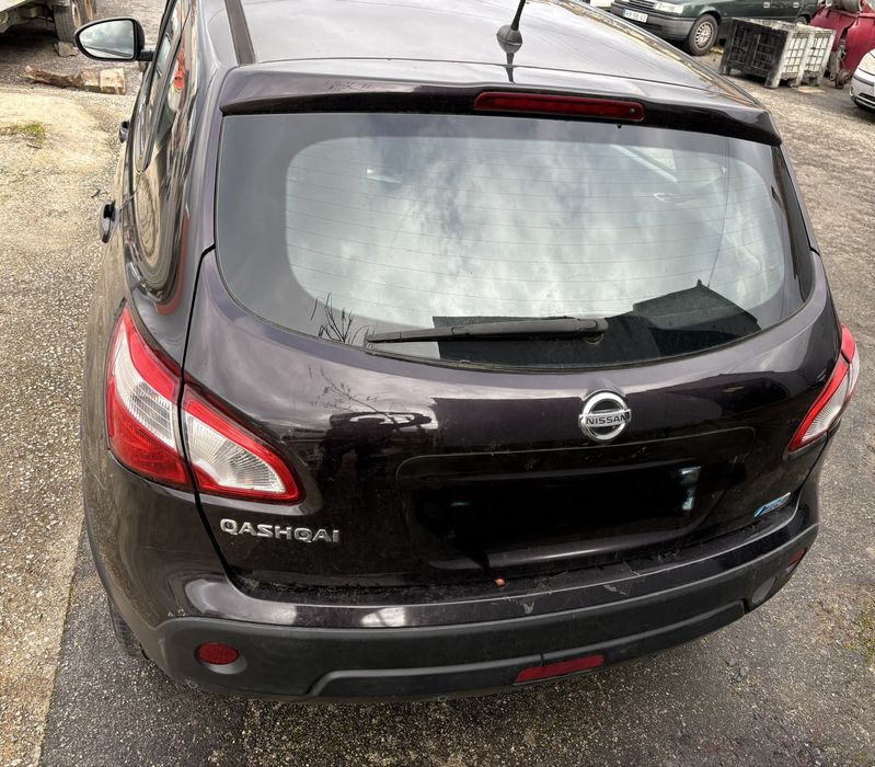 Farolim tras Nissan Qashqai J10