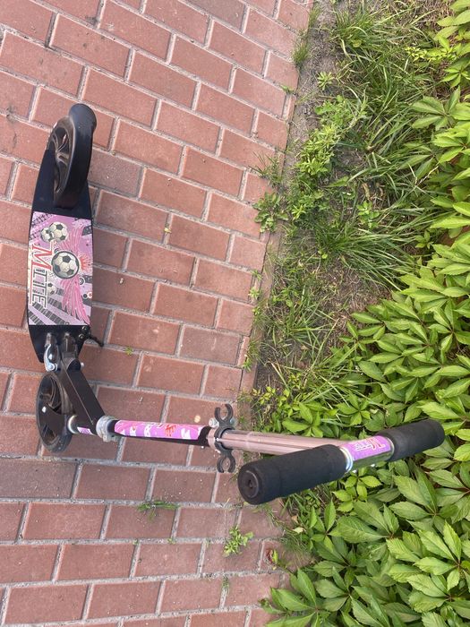 Продаю самокат дитячий