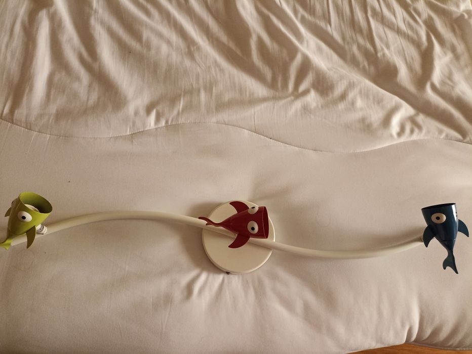 Candeeiro tecto tubaroes Ikea