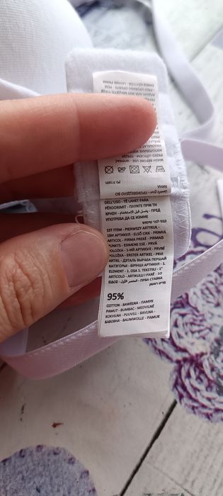 Продам бюстгальтер на девочку р.65-А