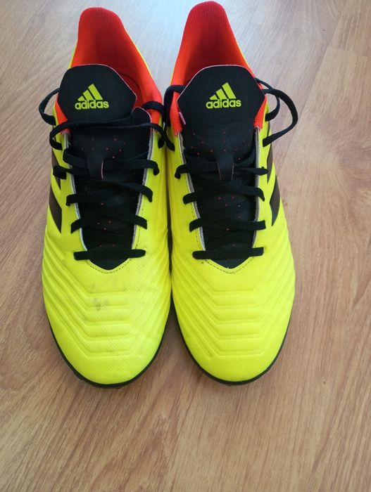 Chuteiras adidas