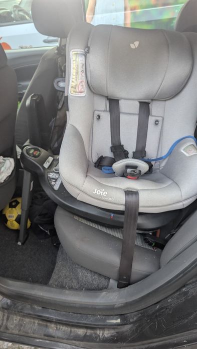 Vendo cadeira auto Joie i-Spin 360 (com certificação i-Size ECE R129/03) com redutores e manual original