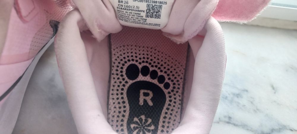 Ténis Nike número 27