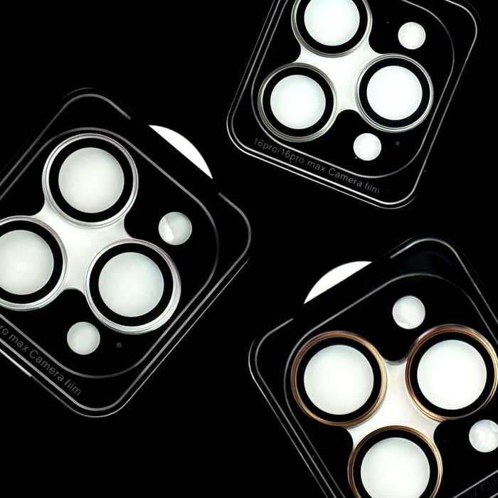 Защитное стекло на камеру 3D линзы на iPhone 16 Pro Max лінзи