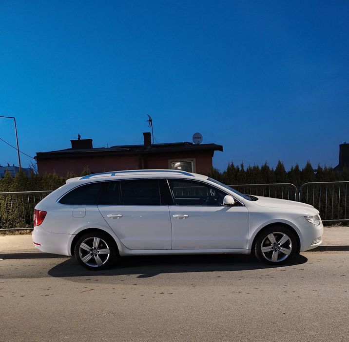 Skoda Superb Skoda SuperB 1.8 TSI DSG  Mega Niski Przebieg