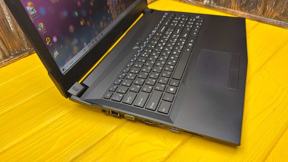 РОЗПРОДАЖ! Надійний Офісний Ноутбук Clevo N850HJ /15.6"/Core i5-7300HQ