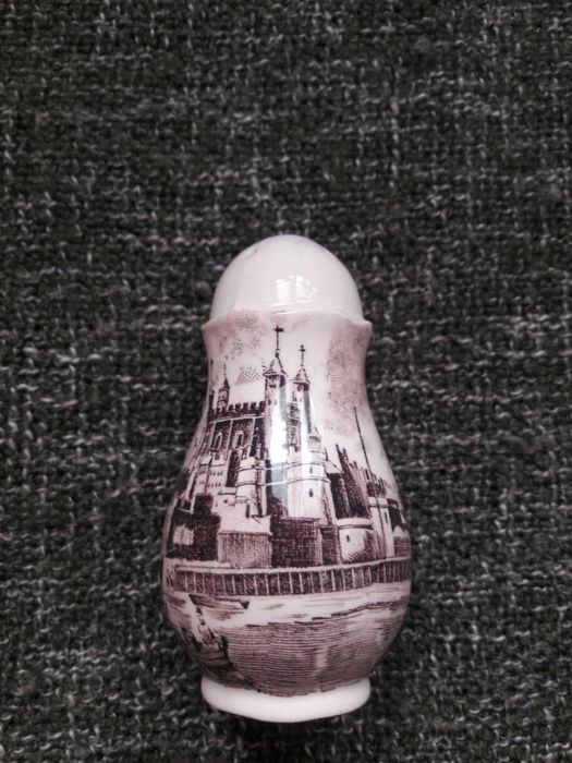 Kolekcjonerska ceramiczna solniczka