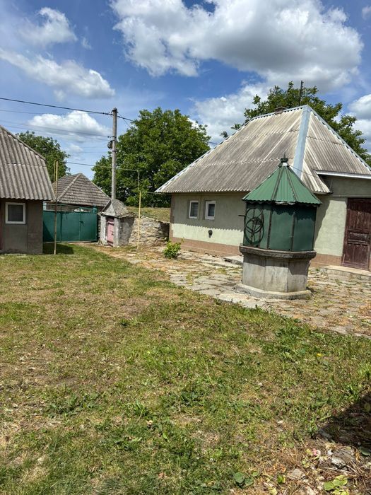 Будинок с. Кадиївці