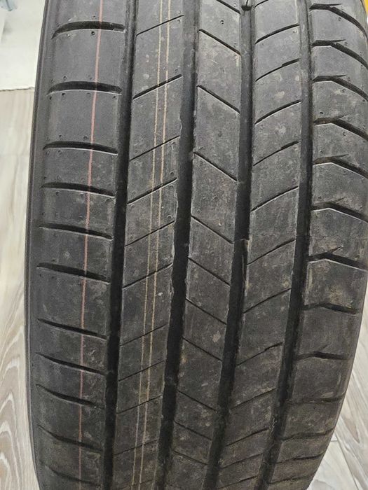 Opony Kumho Ecsta 215/55 R18 letnie  4 szt. Nowe