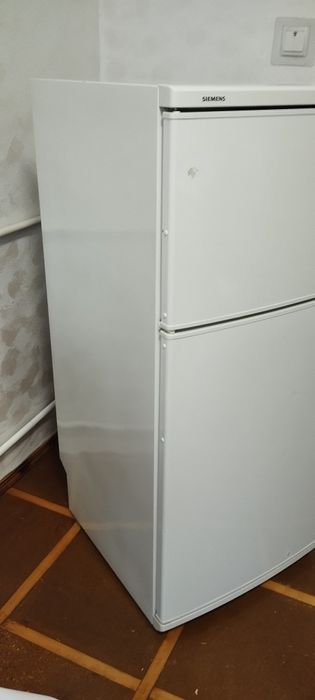 Холодильник Siemens