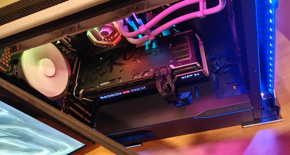 Potente PC Gaming AMD Ryzen 7 5800X com 32GB RAM